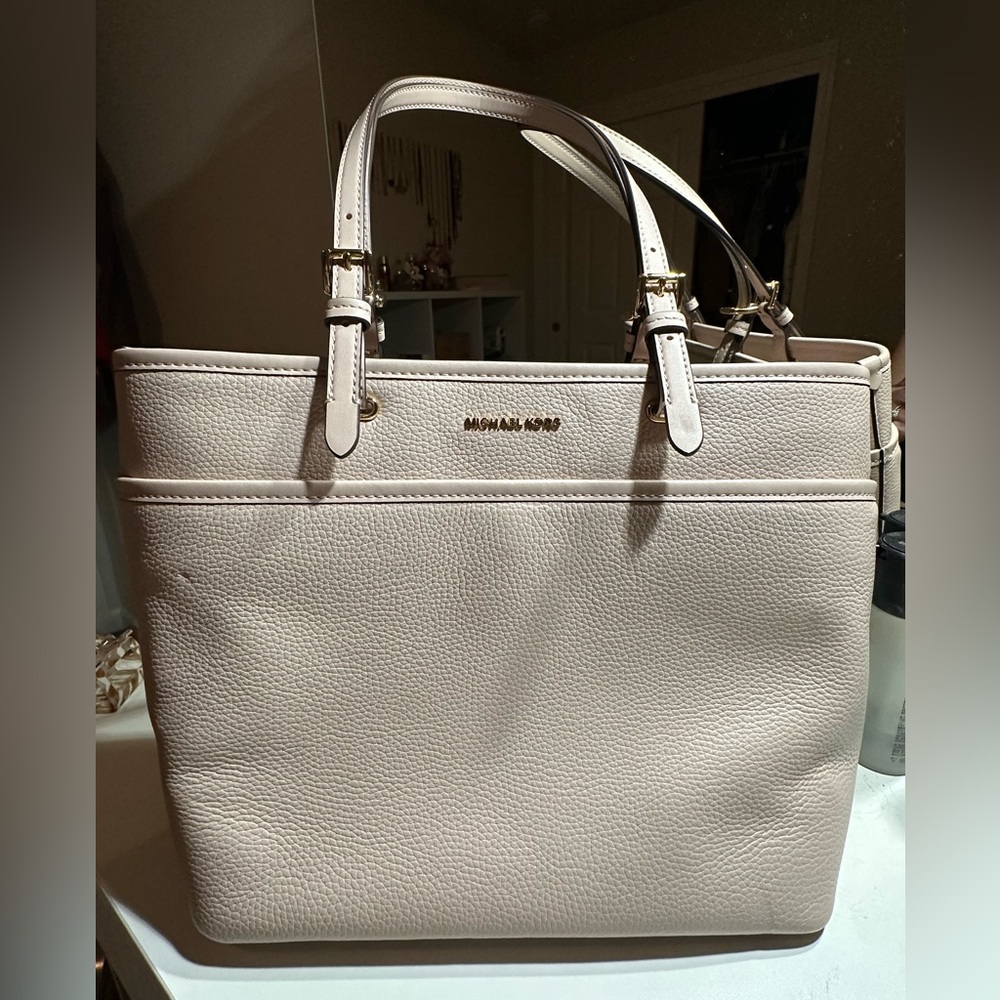 Women’s baby pink Michael Kors tote